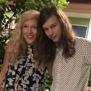 Meet your Posher, Wendi